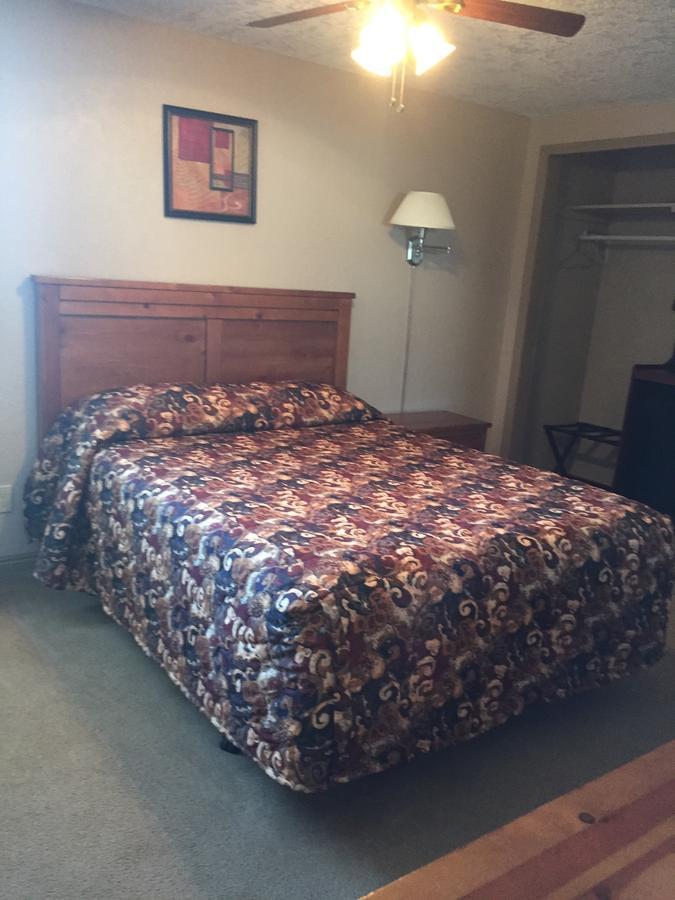 Harrison Inn Duchesne Екстериор снимка